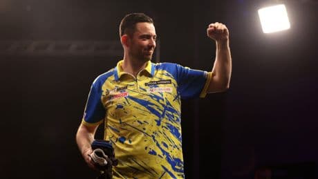 Luke Humphries make shock wardrobe change for Premier League Darts in Leeds