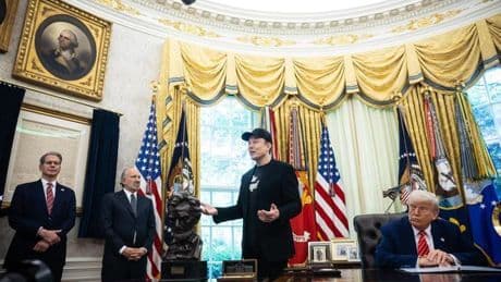 Del polémico saludo a las críticas a Trump: los momentos de Musk en la Casa Blanca