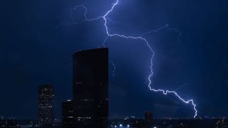 WMO verzeichnet Mega-Blitz von 829 Kilometern Länge
