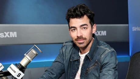 Joe Jonas Scores His First Hit Album On His Own