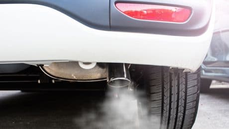 Emissioni, «sì» dall’Eurocamera a flessibilità su multe auto per 3 anni