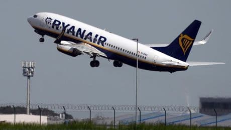 Huelga de Ryanair en España para el puente de agosto: qué hacer si mi vuelo está afectado