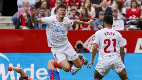 Kike Salas entrena con normalidad tras probarse su implicación en apuestas: ganancias de 1.779 euros