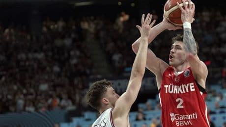 Avrupa Basketbol Şampiyonası'nda Türkiye'den farklı galibiyet