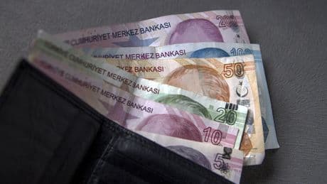 Gözler enflasyonda: Yarın sigara, alkol ve benzine zam geliyor