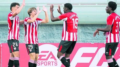 El Bilbao Athletic cierra el curso con victoria y el Sestao River desciende