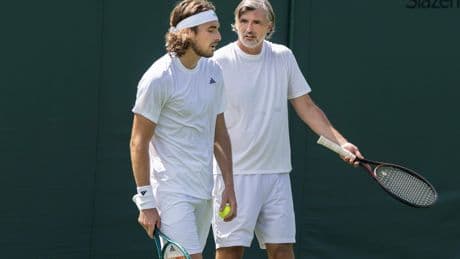 Tsitsipás breekt na harde woorden al na een maand met coach Ivanisevic: ’Nog nooit in mijn leven een speler gezien die zo onvoorbereid was’