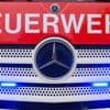 Feuerwehrauto kippt um: Sechs Einsatzkräfte in Brandenburg verletzt