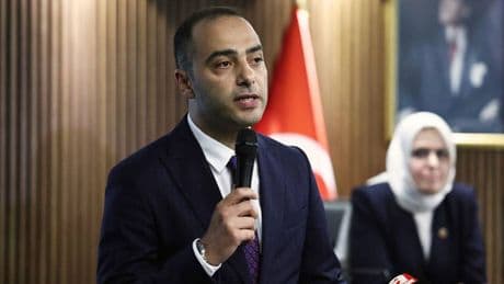 İddia: Gaziosmanpaşa Belediye Başkanvekili seçilen AKP'li Karadeniz, "bankamatik memuru" çıktı!
