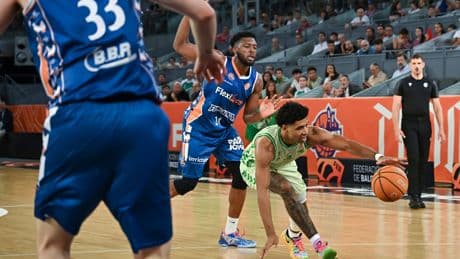 El Betis vence al Fuenlabrada (92-97) y vuelve a la ACB