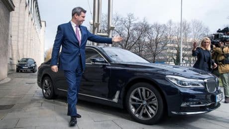 Dienstwagen-Check deutscher Politiker: Zwei Drittel fallen komplett durch