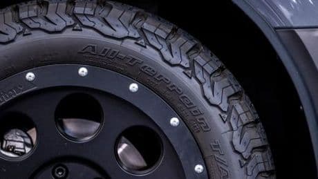 ADAC-Test: All-Terrain-Reifen fahren abenteuerlich auf glatten Straßen