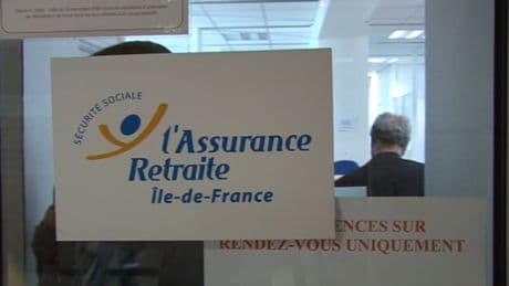 "Ils forment une grande part de l'électorat": le tabou de la mise à contribution des retraités pour réduire le déficit peut-il vraiment sauter?