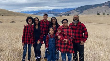 American falls in love with Alberta, plans to move family north: ‘Overwhelmed by the love’