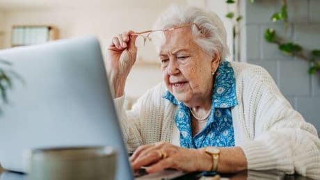 DWP State Pension update as thousands of women urged to check for £8,377 back pay