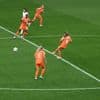 Live EK | Oranje sterk begonnen aan cruciale wedstrijd tegen Frankrijk