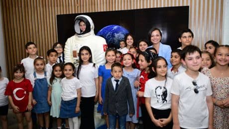 Çocuklar Japon Astronotla canlı yayında buluşacak