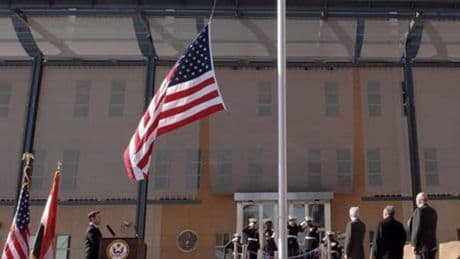 Trump-Bluff oder Israel-Angriff? Für den US-Abzug gibt es zwei mögliche Gründe