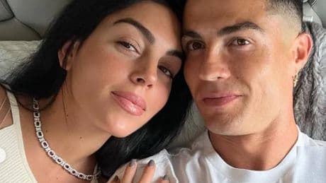 100 mila euro al mese in caso di separazione: cosa c'è nell'accordo tra Ronaldo e Georgina
