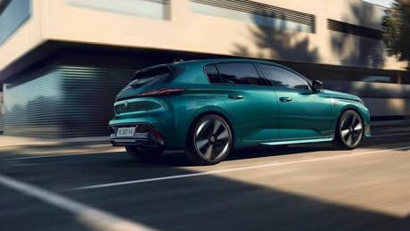 La nuova Peugeot 308 affila gli artigli nel segmento C