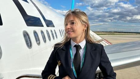 Savina Paül, piloto de avión: “Hay situaciones donde entra en juego el sentido común del piloto, si consideras que la situación no va a mejorar o que ya no es segura, decides abortar la maniobra y no aterrizar”