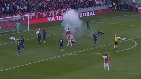Sırbistan Kupa finalinde sahada şiddetli patlama: 4 futbolcu yaralandı!