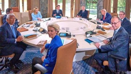 Friedrich Merz bei G7-Gipfel in Kanada: Der Schmerzenslächler