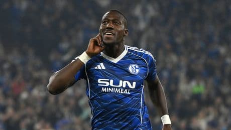 Plötzlich Tor-Held - Dieser Lasme muss auf Schalke bleiben