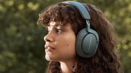 Invierte en sonido de alto nivel con estos auriculares B&W