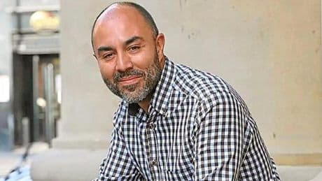 'Las sílabas del cielo', de Víctor Herrero de Miguel: la bendita levedad de la vida corriente