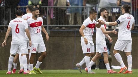 Spor yazarları ABD - Türkiye maçını değerlendirdi: 'Onsuz çok eksiğiz, adeta acemiyiz'