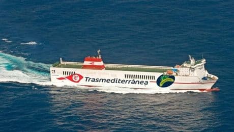 Moeve firma con Armas Trasmediterránea su mayor suministro de biocombustibles para descarbonizar el transporte marítimo