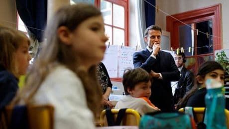 L’annonce d’une convention citoyenne sur les temps de l’enfant par Emmanuel Macron accueillie avec scepticisme