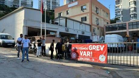 Narlıdere Belediyesi işçileri grevde: Talebimiz 45 bin lira taban maaş