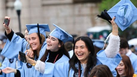 These are the college degrees in 2025 that will make the most money in 5 years