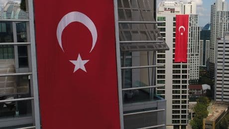 Yüksek faiz ve şoklara rağmen %4.8 büyüme