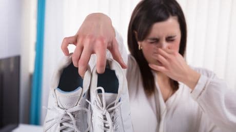 Schuhe riechen? So verschwinden unangenehme Gerüche schnell