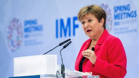 Malgré la guerre commerciale, le FMI n'envisage pas de récession mondiale en 2025
