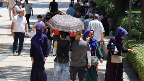 Meteoroloji duyurdu! Tüm zamanların sıcaklık rekoru bu şehirde kırıldı!