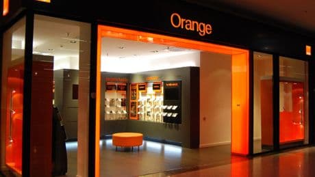Orange tiene un plan silencioso para reinar en las telecos españolas: hacerse con todo MasOrange