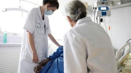 Fin de vie: quels produits seront utilisés pour "l'aide à mourir" en France?