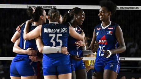 Volley : l’équipe de France féminine poursuit son rêve et se qualifie pour les huitièmes du Mondial