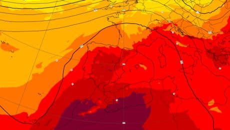 Vamos camino de batir todos los récords de temperatura en un mes de junio. La culpa es de un "atasco" en la atmósfera