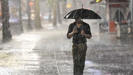 Bu şehirlerde yaşayanlar dikkat! Meteoroloji 12 Temmuz Cumartesi günü gök gürültülü sağanak yağış için uyardı!