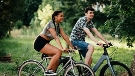 Experte erklärt: So hilft Fahrradfahren beim Fettabbau