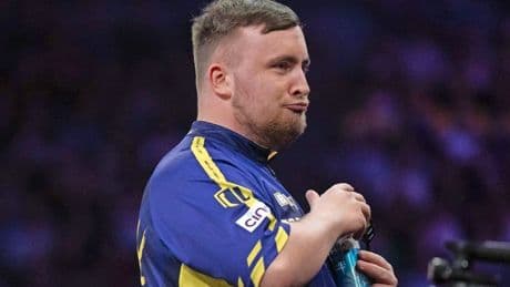 Dartsfenomeen Luke Littler (18) geeft geheim prijs achter zijn vele 180’ers