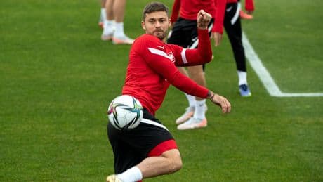 Kocaelispor, Polonyalı milli futbolcu Karol Linetty ile anlaştı