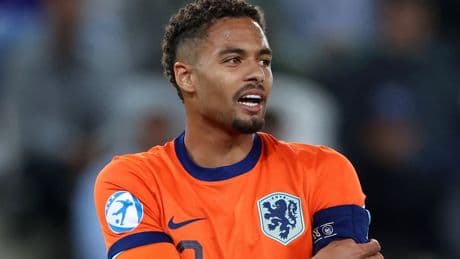 Rensch bezig aan derde EK met Jong Oranje, maar in Italië waant hij zich student