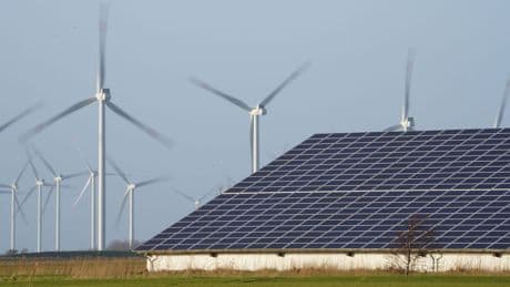 Netzstabilität: Drohen an Pfingsten Stromausfälle an durch zu viel Wind und Sonne?