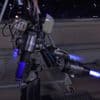 Humanoider Roboter hebt mit Strahltriebwerk ab – KI macht es möglich